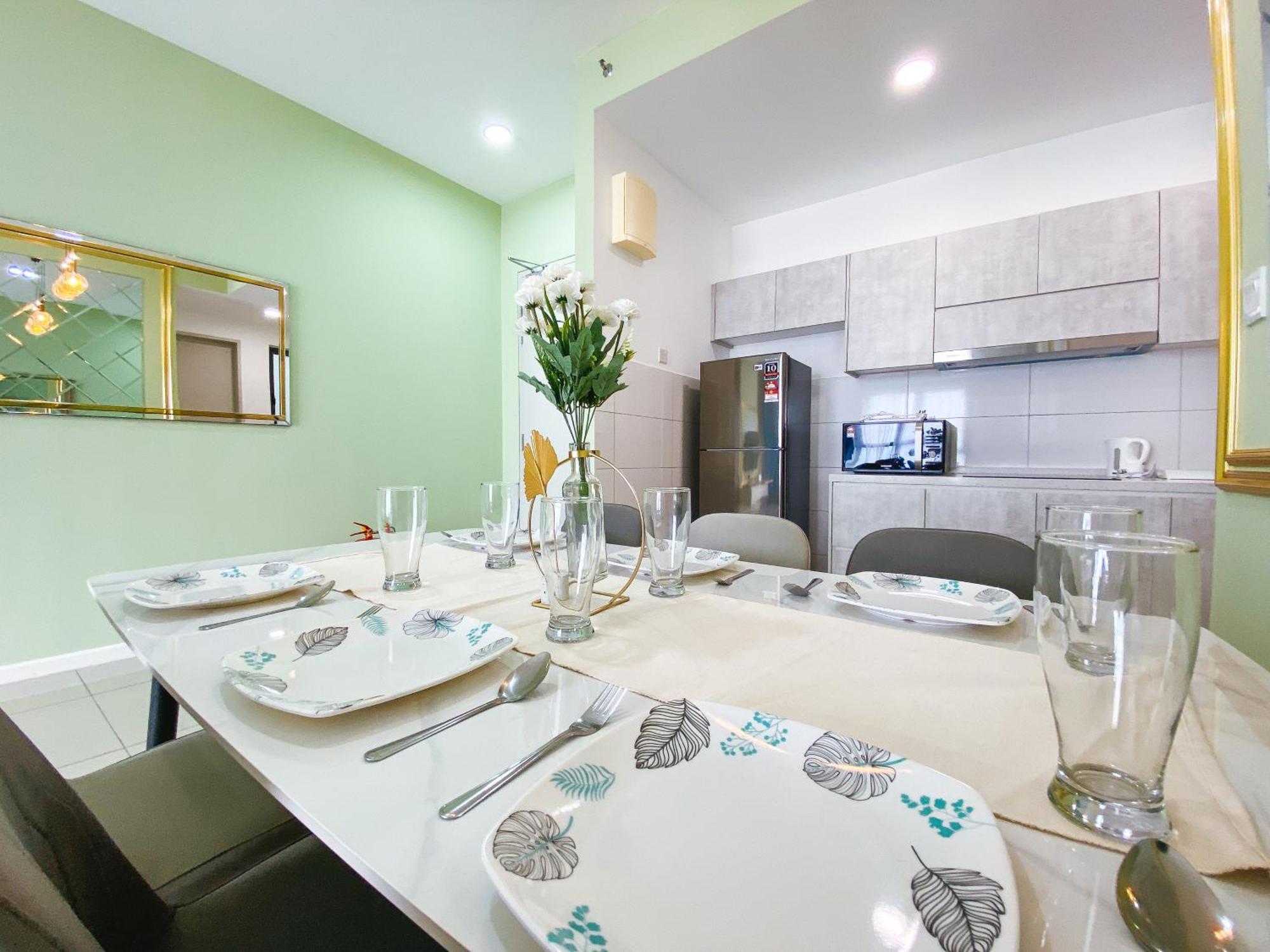 Apartment Family-friendly 3-bedroom At Ioi